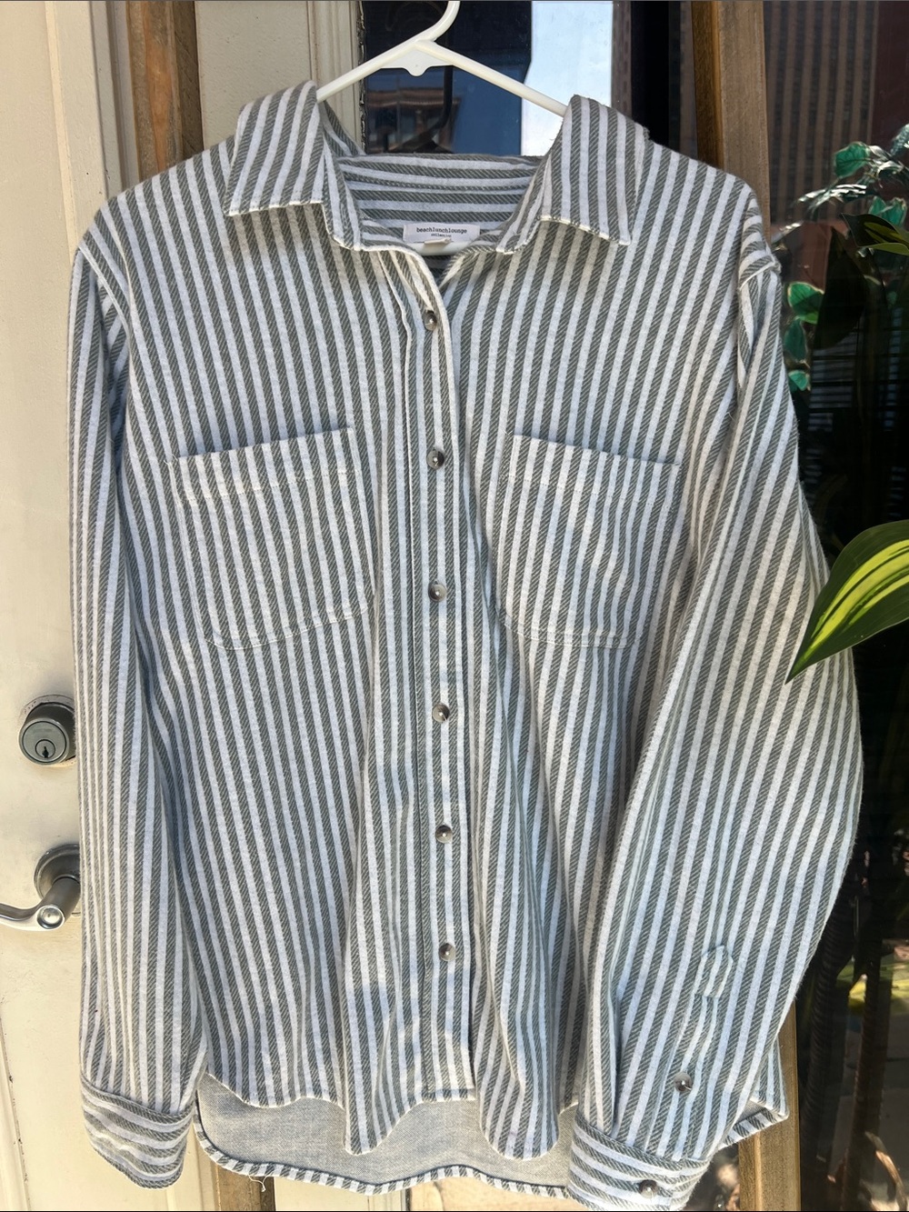 beachlunchlounge Gray and White Striped Casual Button-Down Shirt